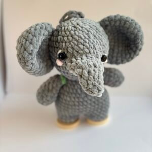 Elefante con mochila